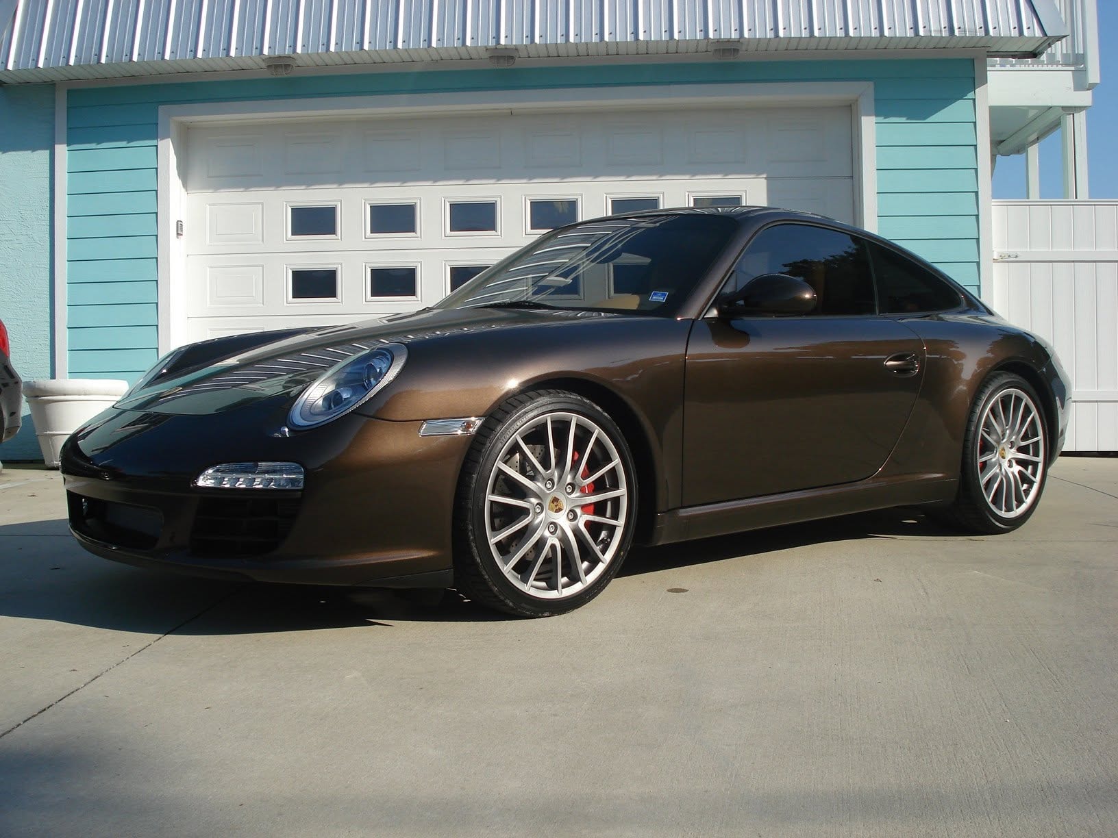 Ceramic tint on a black Porsche 911